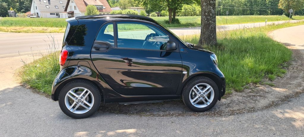 Smart ForTwo 15.500 km 11.500 &euro; Schönaich 71101