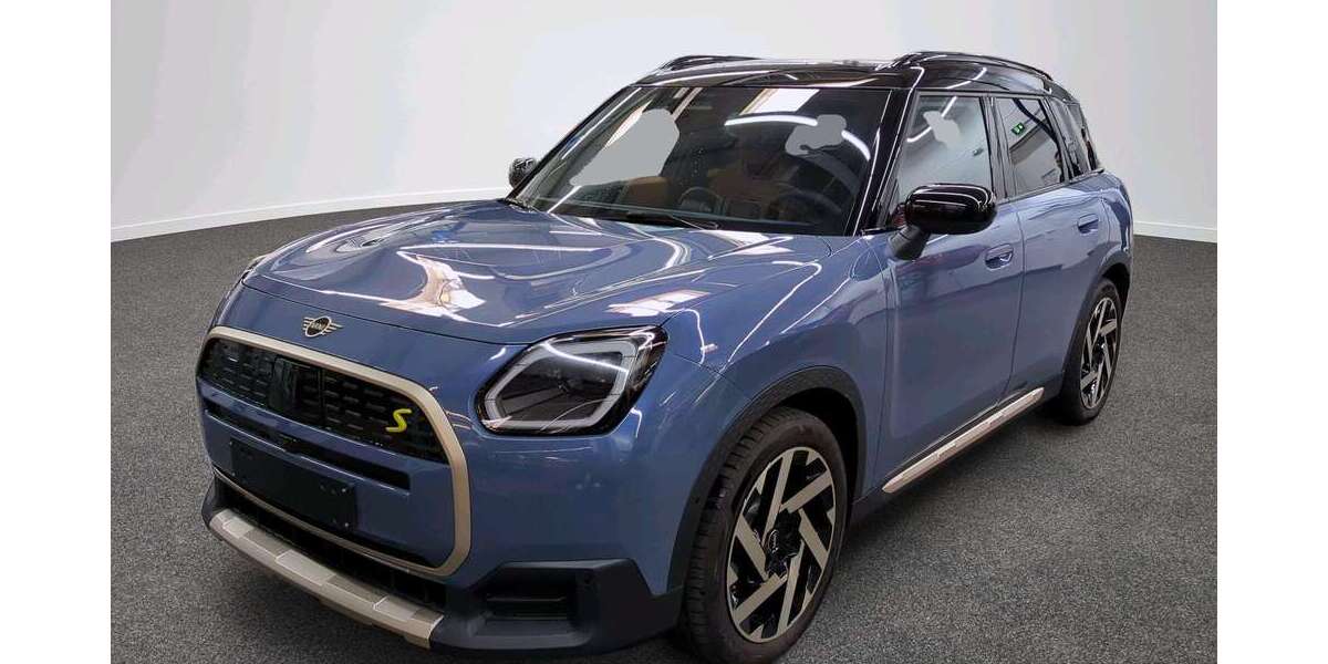 Mini Countryman SE All4 1.023 km 41.775 &euro; München 80788