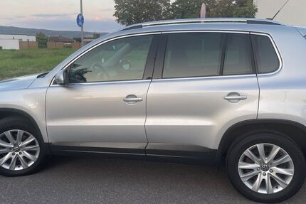 VW Tiguan 137.000 km 9.000 € Weinstadt 71384
