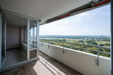 Wohnung zum Kaufen in Stuttgart 210.000 € 66.49 m² 2 zimmer