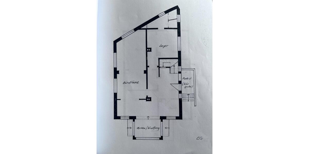 Einfamilienhaus Aue-Bad Schlema Bad Schlema - 6 Zimmer, 295 m&sup2;, 119.000&euro; | Angebot:25942403