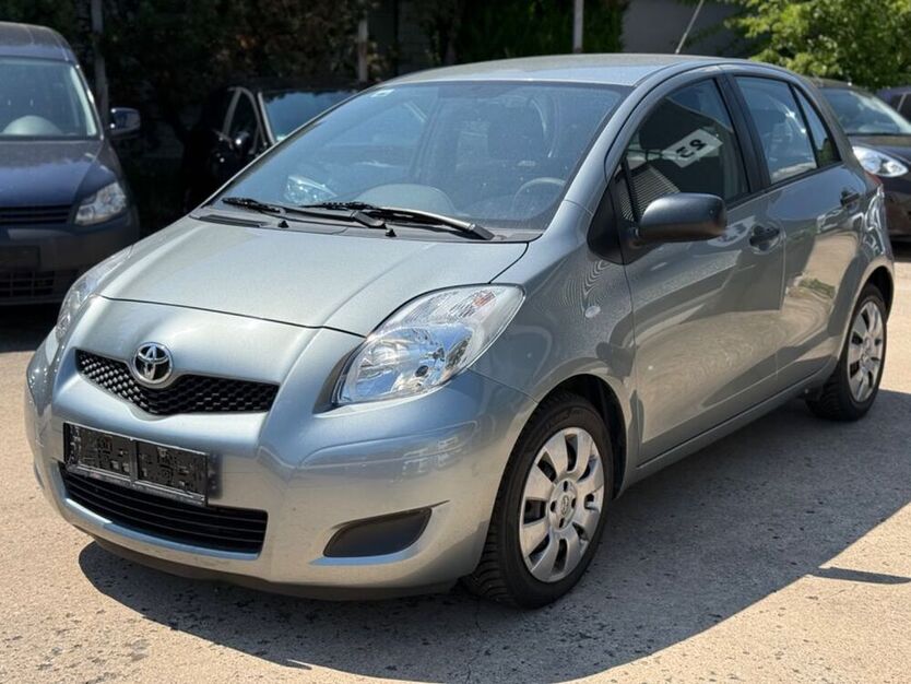 Yaris