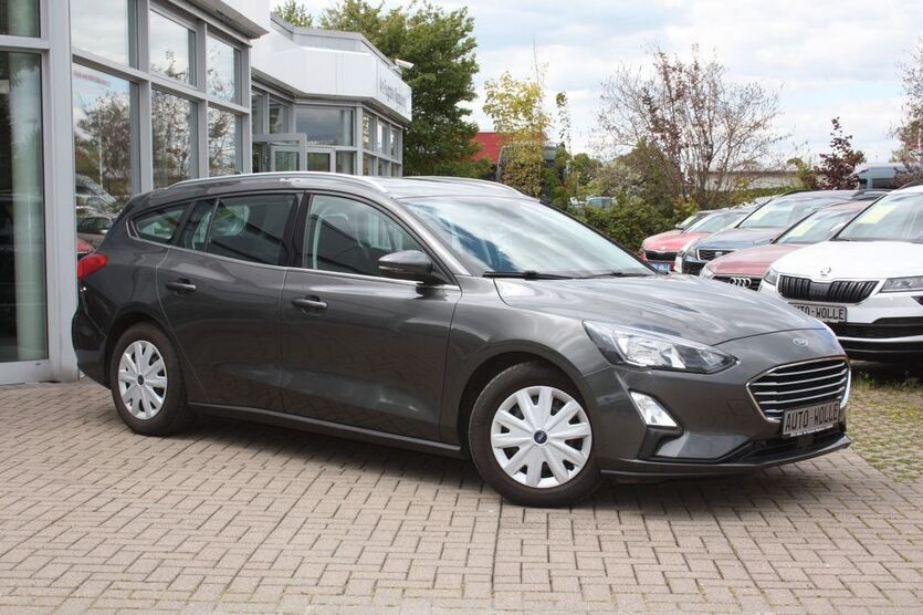Ford Focus 107.901 km 11.450 € Magdeburg 39120