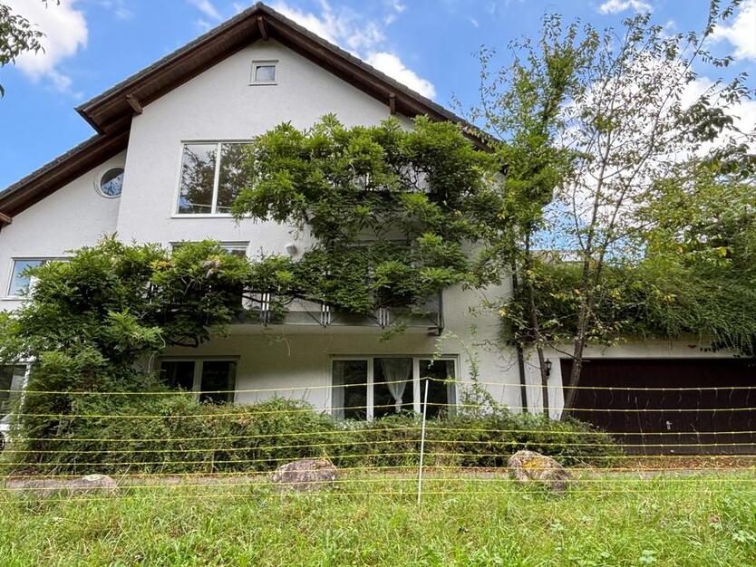 Großzügiges 8 m Breites Reihenendhaus mit schönem Ausblick