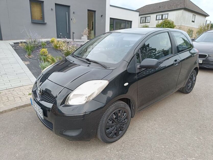 Yaris