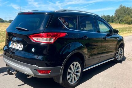 Ford Kuga 226.100 km 6.700 &euro; Stockstadt a. Main 63811