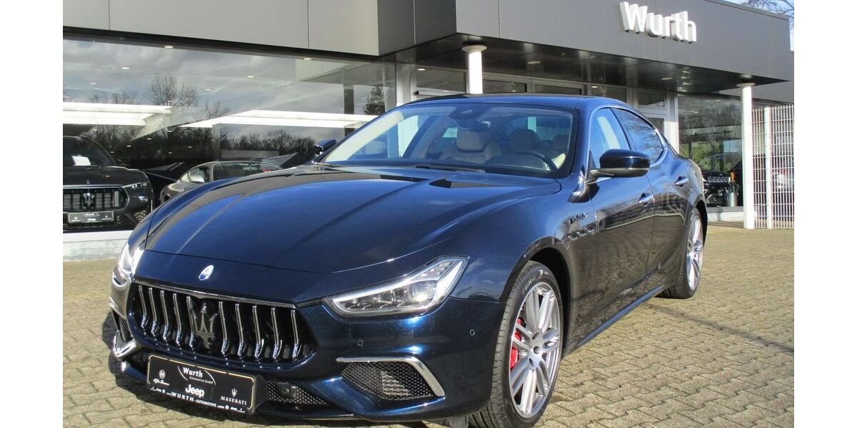 Maserati Ghibli 21.500 km 57.950 &euro; Schwerte 58239