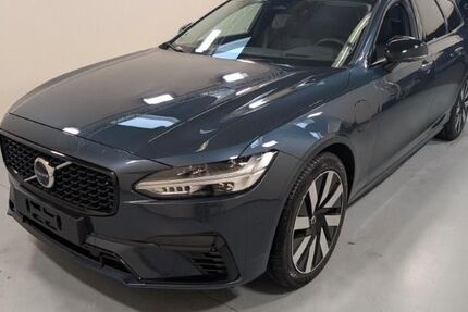 Volvo V90 2.600 km 53.990 € Amberg 92224