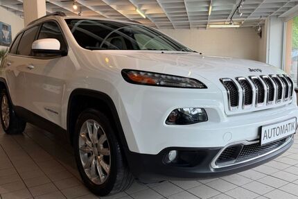 Jeep Cherokee 204.000 km 9.490 &euro; Schwanfeld 97523