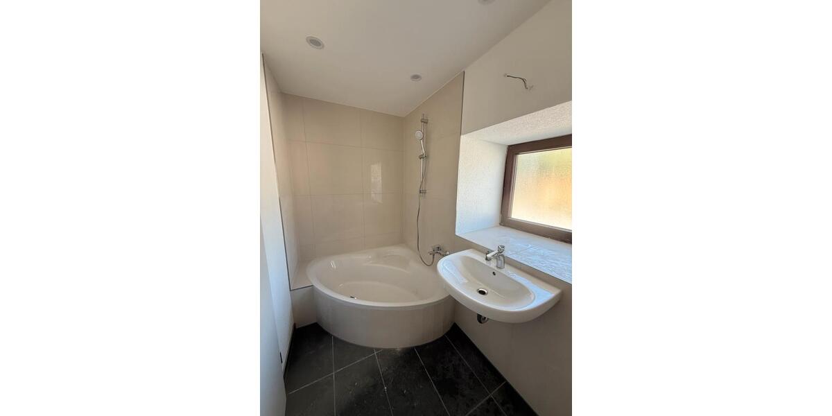 Etagenwohnung Aalen - 2.5 Zimmer, 87 m&sup2;, 950&euro; | Angebot:26625618