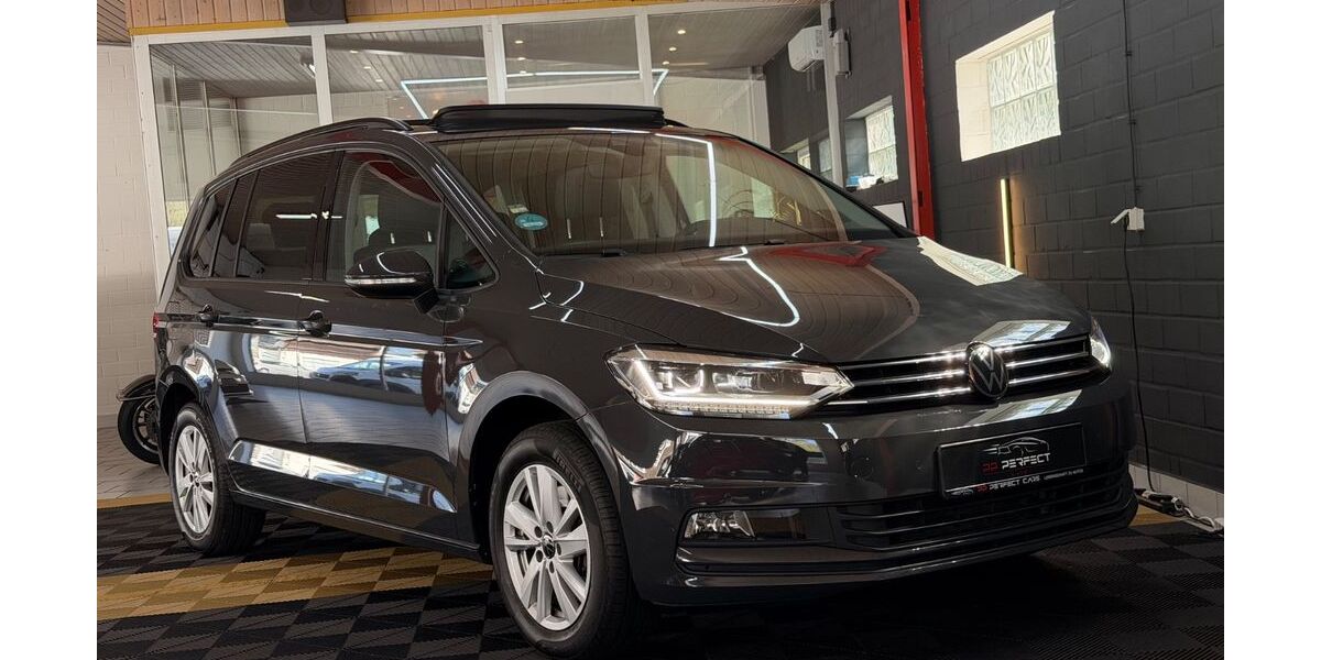 VW Touran 41.500 km 32.900 &euro; Hofgeismar 34369