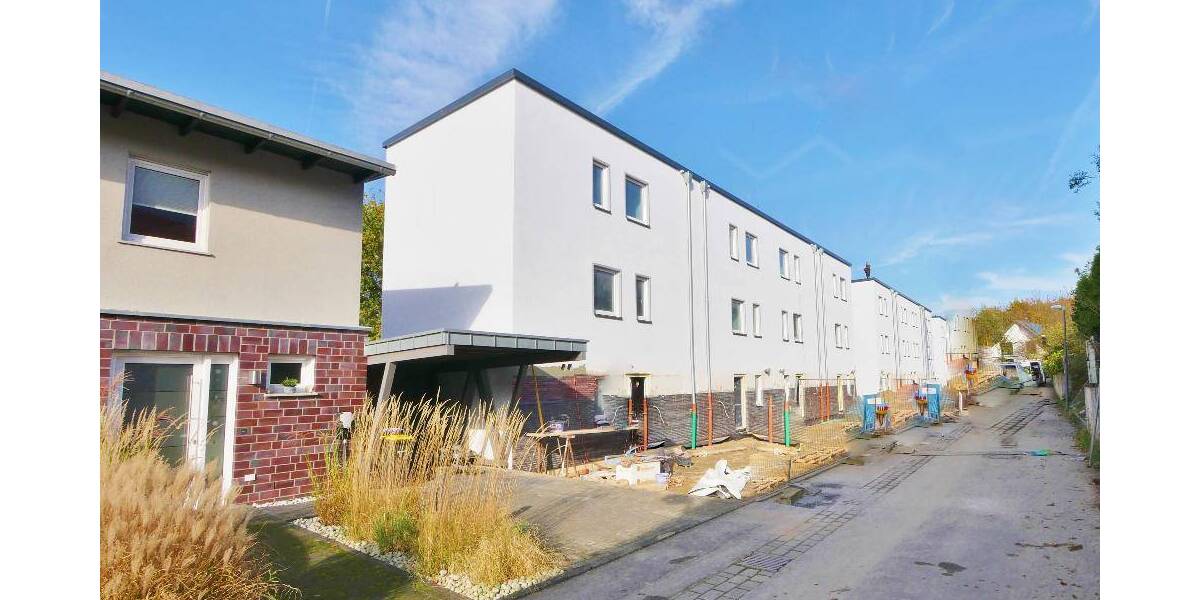 Neubauerstbezug ! Attraktive Reihenhäuser im Passivhaus Standard in grüner Lage von Remscheid 4 zimmer