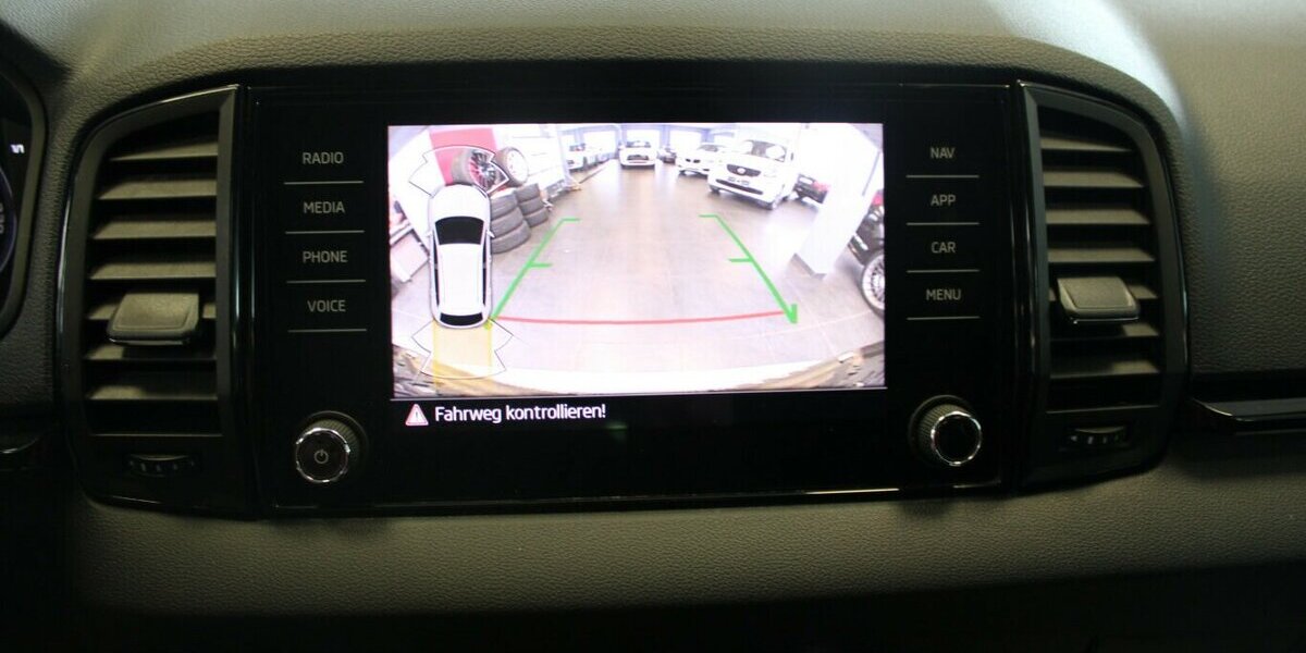 Skoda Karoq 1,5 TSI ACT Sportline 60.250 km 21.980 &euro; Euskirchen 53881