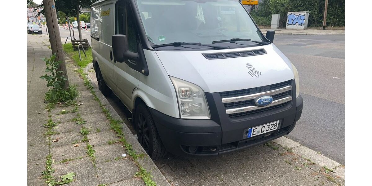 Ford Transit Custom 195.000 km 2.500 &euro; Essen 45279
