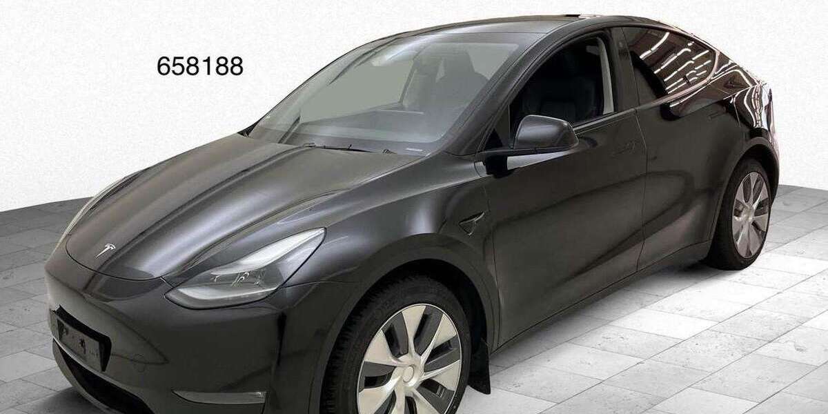 Tesla Model Y 62.064 km 33.950 &euro; Herges-Hallenberg 98587