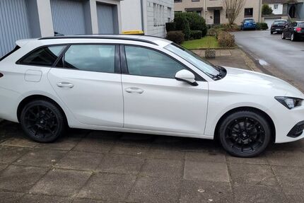 Seat Leon 38.024 km 16.800 &euro; Bielefeld 33607