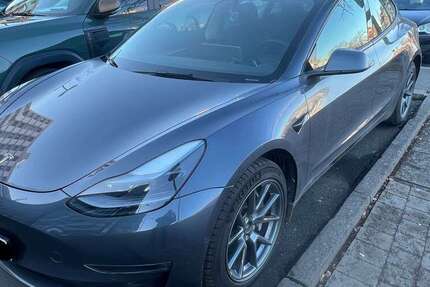 Tesla Model 3 9.250 km 32.250 &euro; Fürth 90763