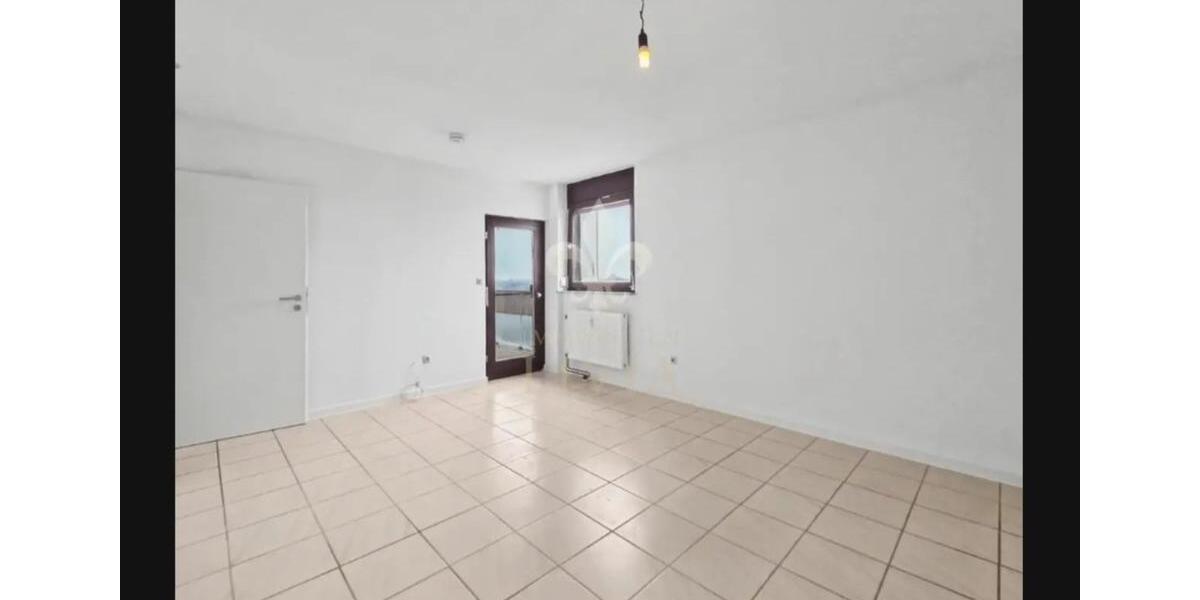 Etagenwohnung Ludwigshafen am Rhein - 4 Zimmer, 95 m&sup2;, 1.150&euro; | Angebot:25856147