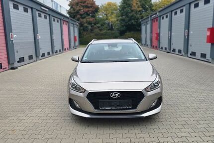 Hyundai i30 43.000 km 11.999 € Groß Gerau 64521