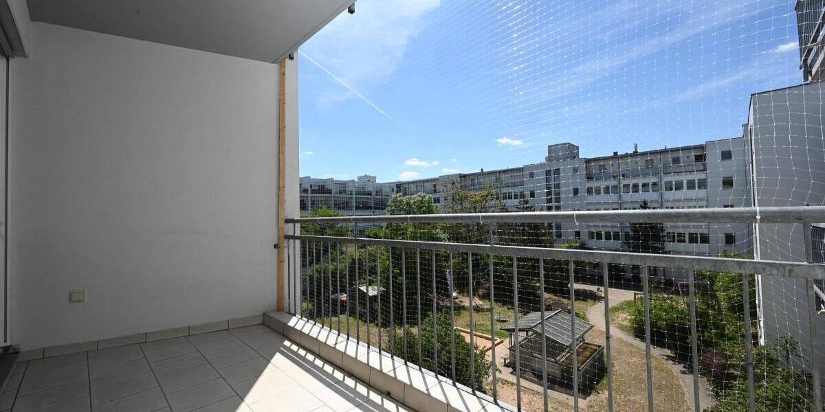 Etagenwohnung Nürnberg St Peter - 3 Zimmer, 96 m&sup2;, 325.000&euro; | Angebot:26858823