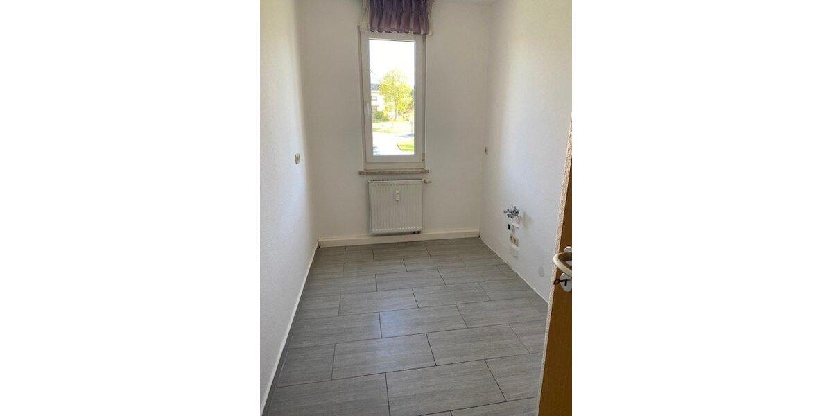 Etagenwohnung Markneukirchen - 3 Zimmer, 60 m&sup2;, 325&euro; | Angebot:26349623