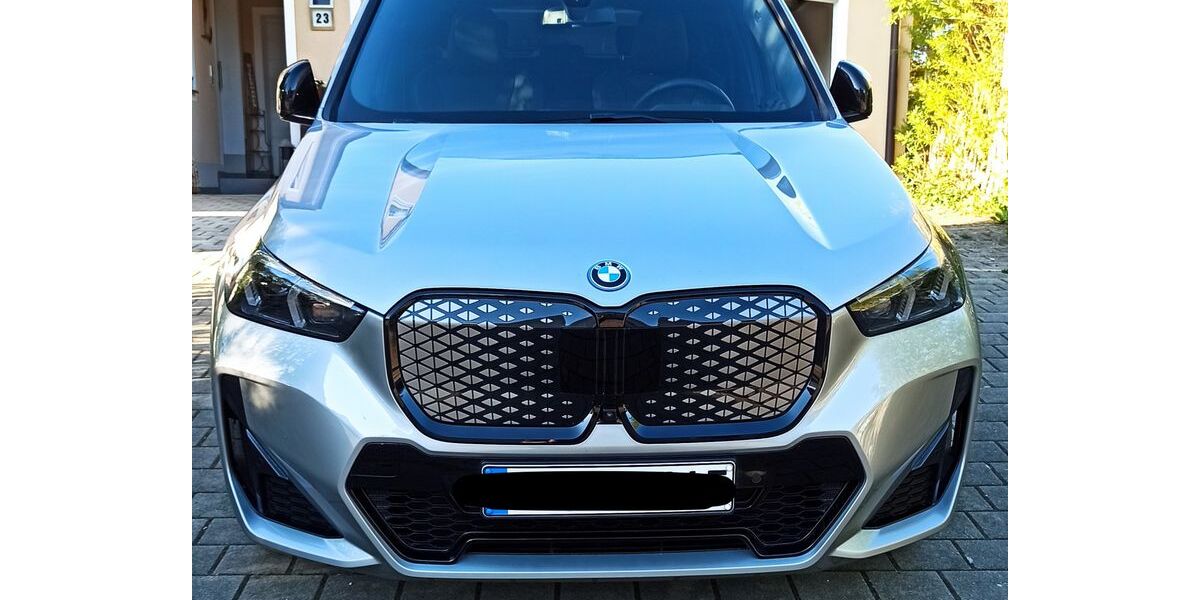 BMW iX1 21.900 km 41.900 &euro; Obersüßbach 84101