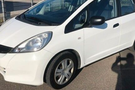 Honda Jazz 222.145 km 2.599 &euro; Freiburg 79102