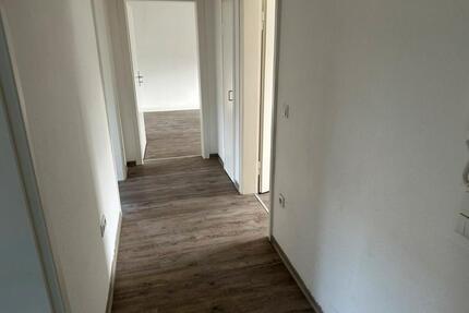 Schöne 3-Zimmer-Wohnung mit Balkon im EG!