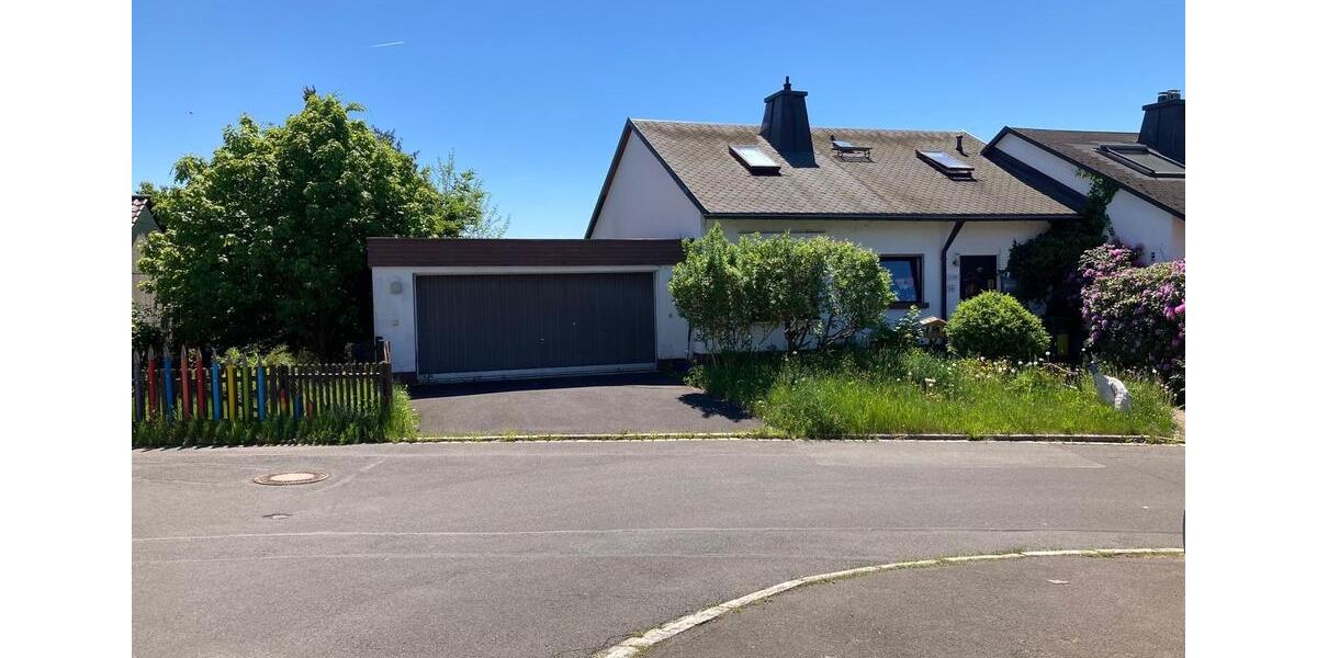 Einfamilienhaus Marktredwitz - 5 Zimmer, 140 m&sup2;, 390.000&euro; | Angebot:26801383