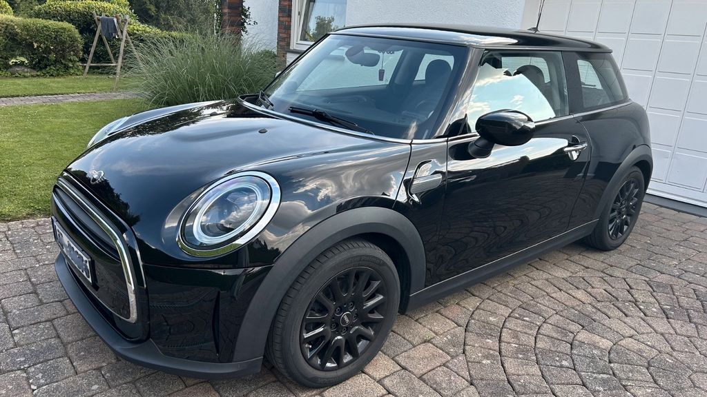 Mini ONE 51.946 km 15.900 &euro; Kalletal 32689