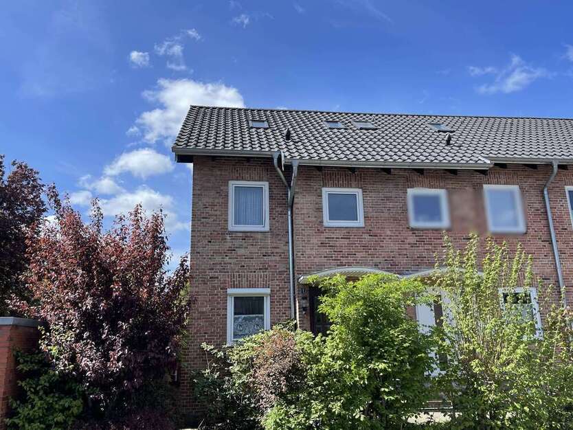 Haus zum Kaufen in Flensburg 249.000 € 72 m²