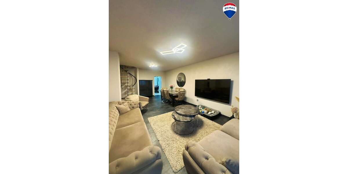 Einfamilienhaus Lage - 8 Zimmer, 200 m&sup2;, 299.000&euro; | Angebot:27113289