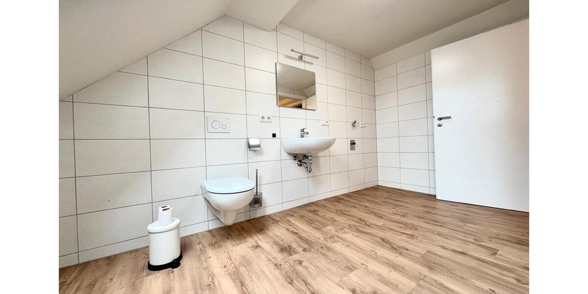 Etagenwohnung Schmalkalden - 3 Zimmer, 65 m&sup2;, 552&euro; | Angebot:25382510