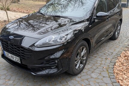 Ford Kuga 95.000 km 14.500 &euro; Bad Saarow 15526