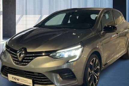 Renault Clio 7.715 km 18.990 &euro; Hamburg 22763