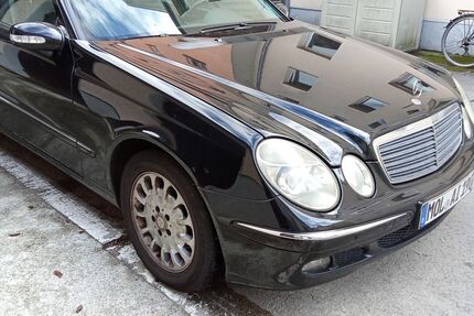 Mercedes-Benz E 320 270.000 km 3.250 &euro; Garzau-Garzin 15345