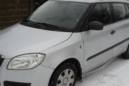 Skoda Fabia 122.000 km 3.250 &euro; berlin 12355