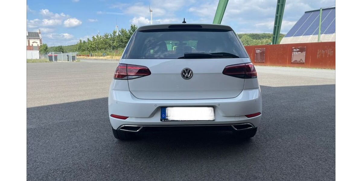 VW Golf 178.000 km 12.200 &euro; Dinslaken 46535
