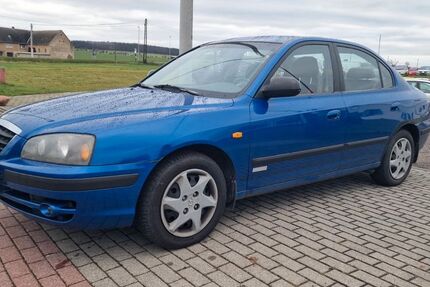 Hyundai Elantra 244.620 km 900 € Oschatz 04758