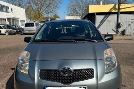 Toyota Yaris 133.000 km 4.199 &euro; Stuttgart 70372