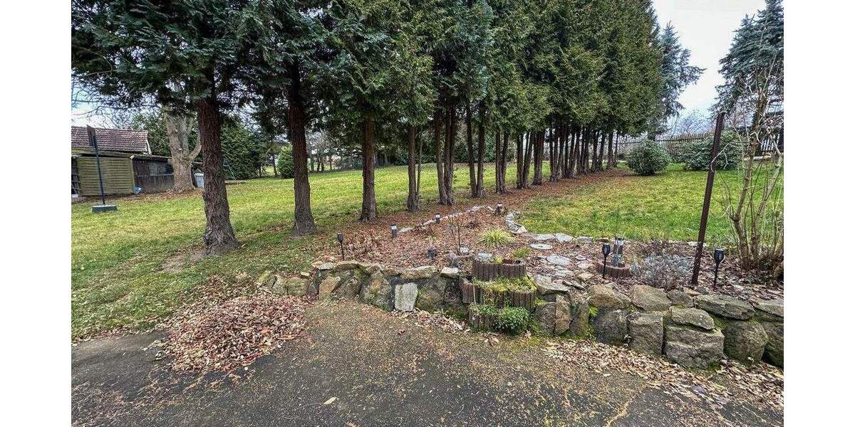 Mehrfamilienhaus, Wohnhaus Burgstädt / Burkersdorf Burgstädt - 6 Zimmer, 262 m&sup2;, 308.000&euro; | Angebot:25360869