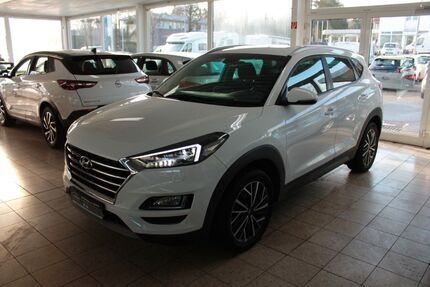 Hyundai TUCSON 64.369 km 17.990 &euro; Bad Oldesloe 23843