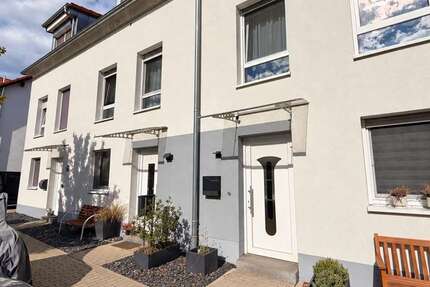 Haus Flörsheim - 5 Zimmer, 151 m&sup2;, 2.250&euro; | Angebot:27363218