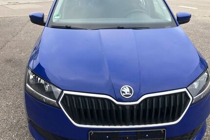 Skoda Fabia 55.590 km 8.600 &euro; Traunstein 83278