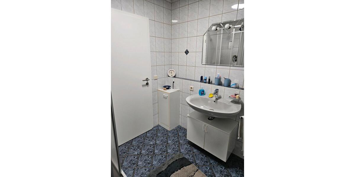 Dachgeschoßwohnung Lastrup - 3 Zimmer, 75 m&sup2;, 500&euro; | Angebot:25948824
