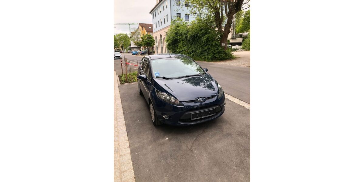Ford Fiesta 51.800 km 4.950 &euro; Mindelheim 87719