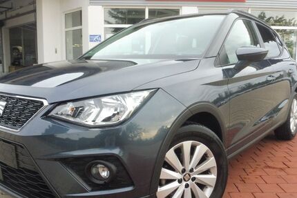 Seat Arona 30.743 km 9.580 &euro; Hofkirchen Ortsteil Pirka 94544