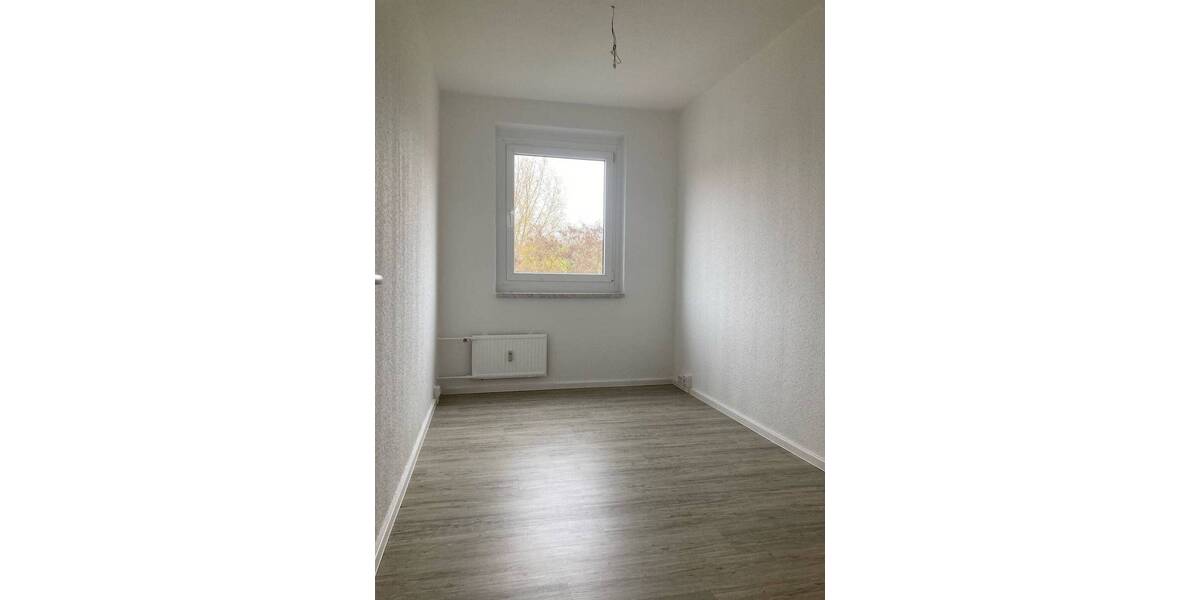 Etagenwohnung Döbeln Pommlitz - 3 Zimmer, 60 m&sup2;, 305&euro; | Angebot:26658235