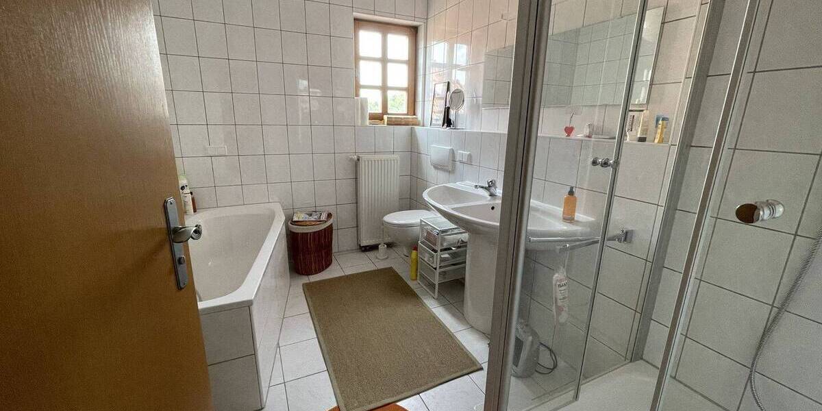 Etagenwohnung Lauenstein Lauenstein - 3 Zimmer, 82 m&sup2;, 110.000&euro; | Angebot:26835446