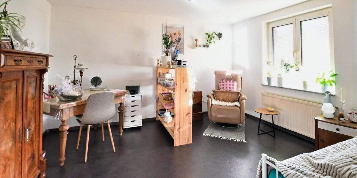 Einfamilienhaus Altdorf - 7 Zimmer, 150 m&sup2;, 425.000&euro; | Angebot:25744096